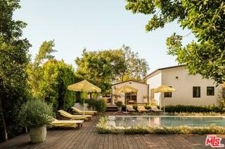 11476 La Maida St - Photo 3 of 7