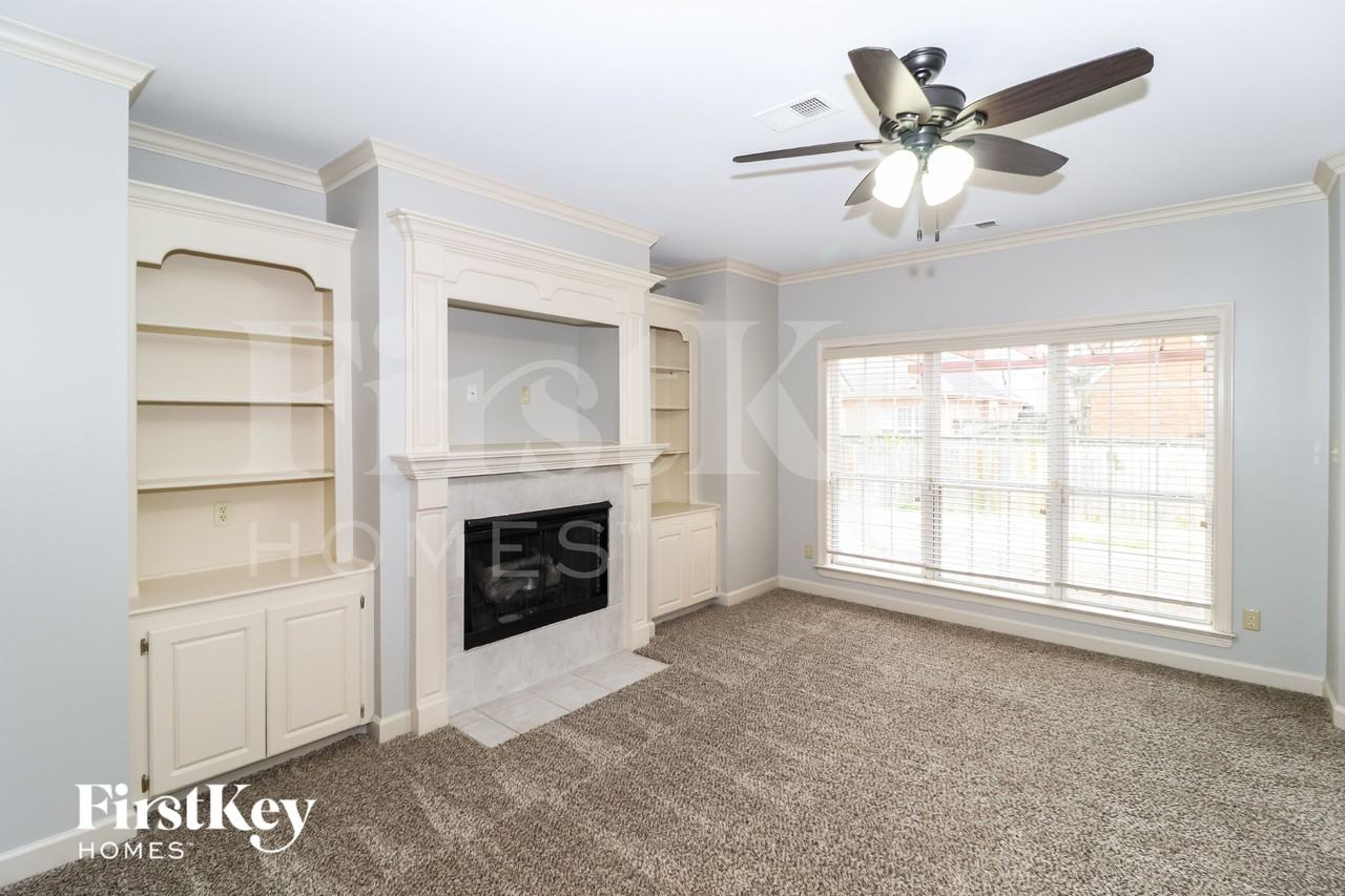 1311 Rain Hollow Cir W - Photo 3 of 15