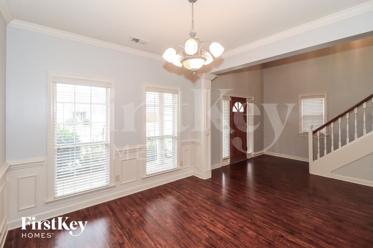 1311 Rain Hollow Cir W - Photo 5 of 15