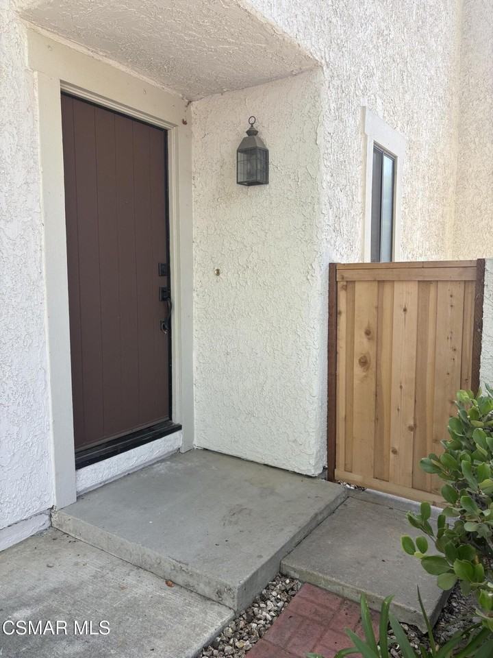 2600 Calle Abedul - Photo 2 of 11