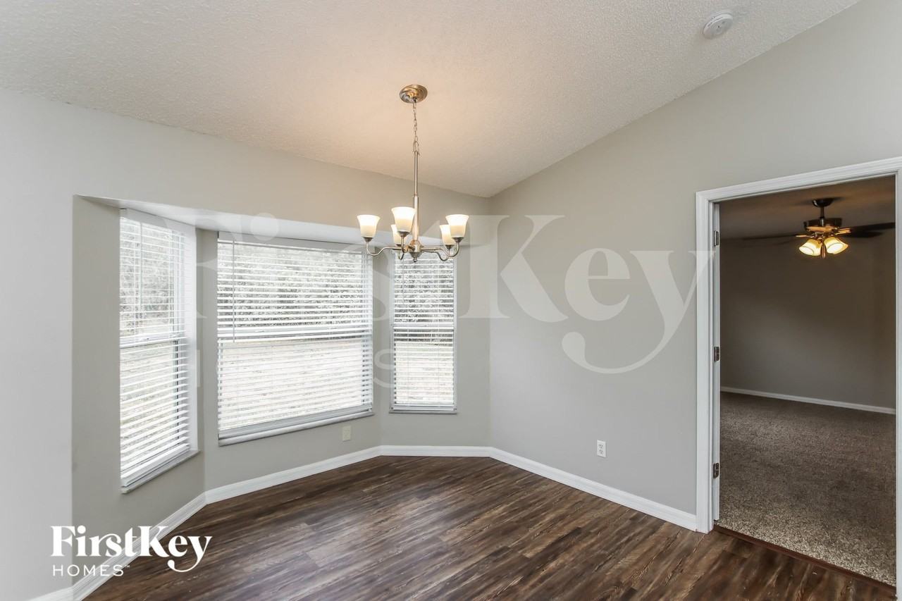 2750 Felix Rd Se - Photo 5 of 15