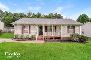 featured image of 514 Three Oaks Dr