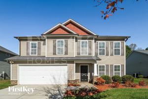 featured image of 1647 Crestlawn Trl
