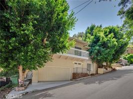 featured image of 10424 Oletha Ln