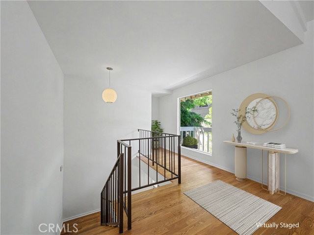 10424 Oletha Ln - Photo 2 of 8