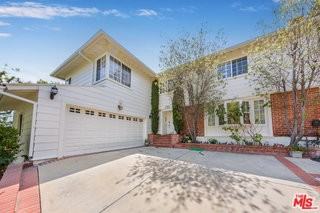 9808 Hillgreen Pl - Photo 2 of 8