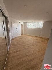223 S Lasky Dr - Photo 3 of 7