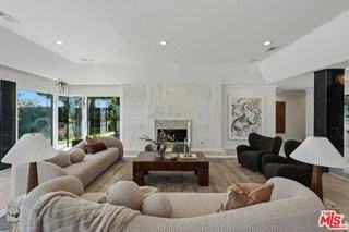 8416 Skyline Dr - Photo 3 of 8