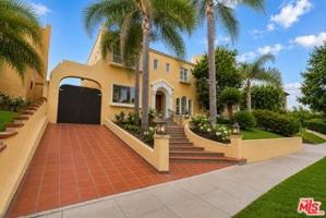 featured image of 439 S Beverwil Dr