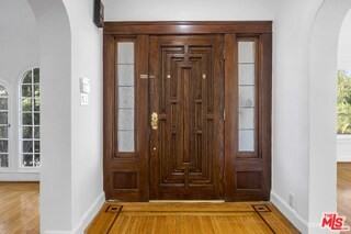439 S Beverwil Dr - Photo 3 of 8