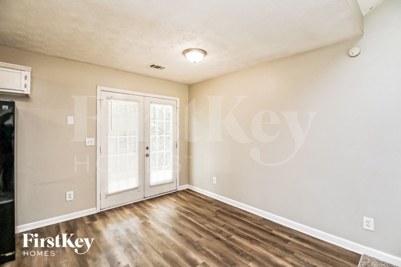 838 E Marable St - Photo 6 of 19