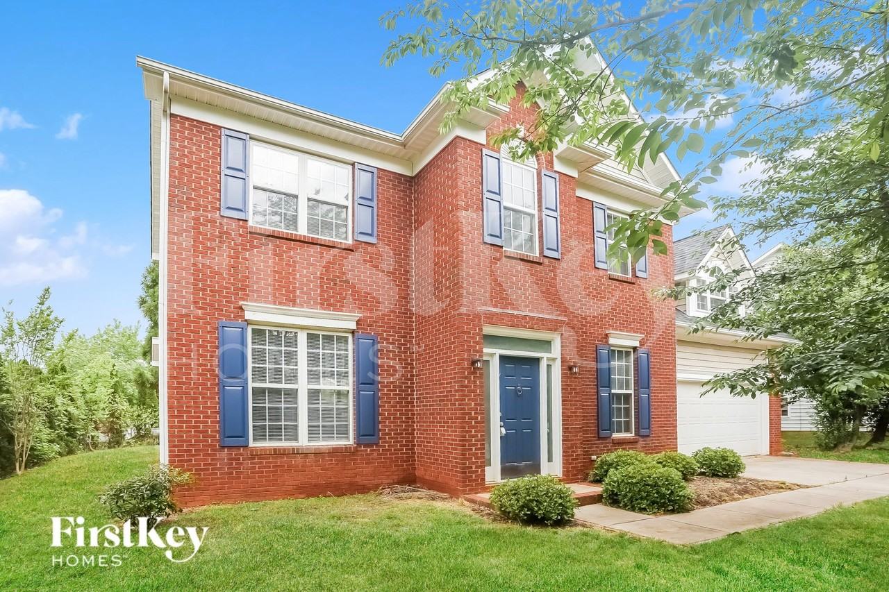 7503 Wilkins Terrace Dr - Photo 2 of 15