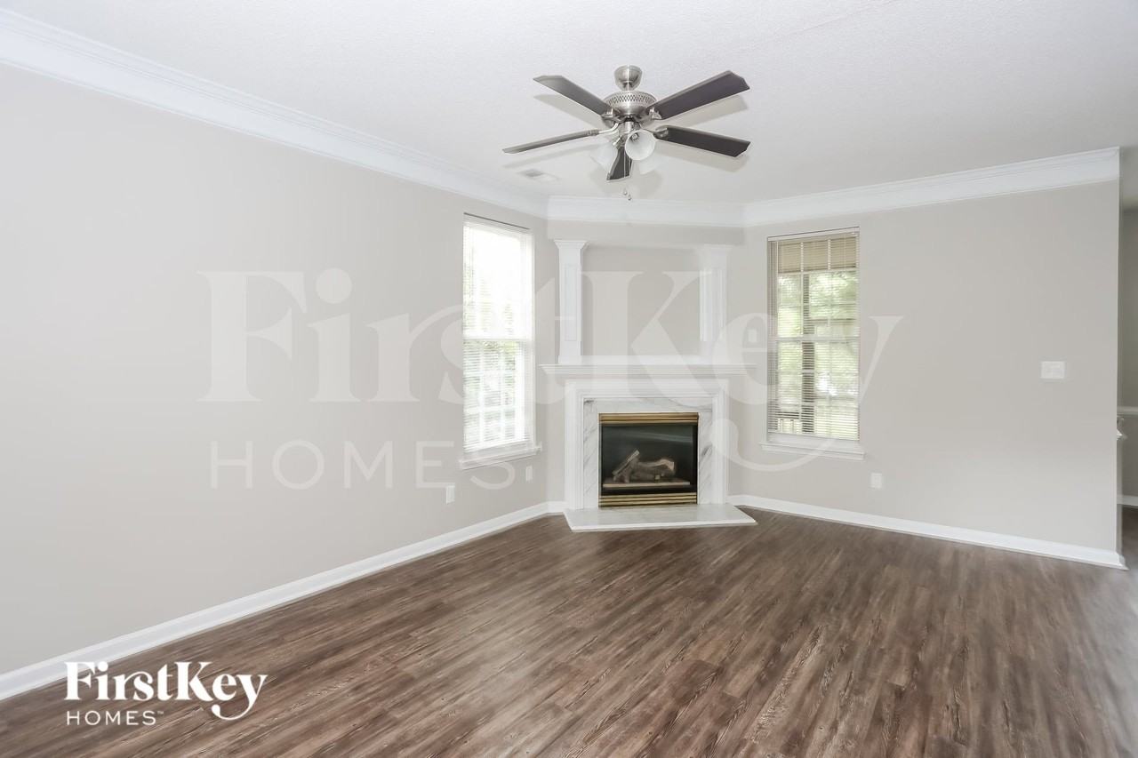 7503 Wilkins Terrace Dr - Photo 4 of 15