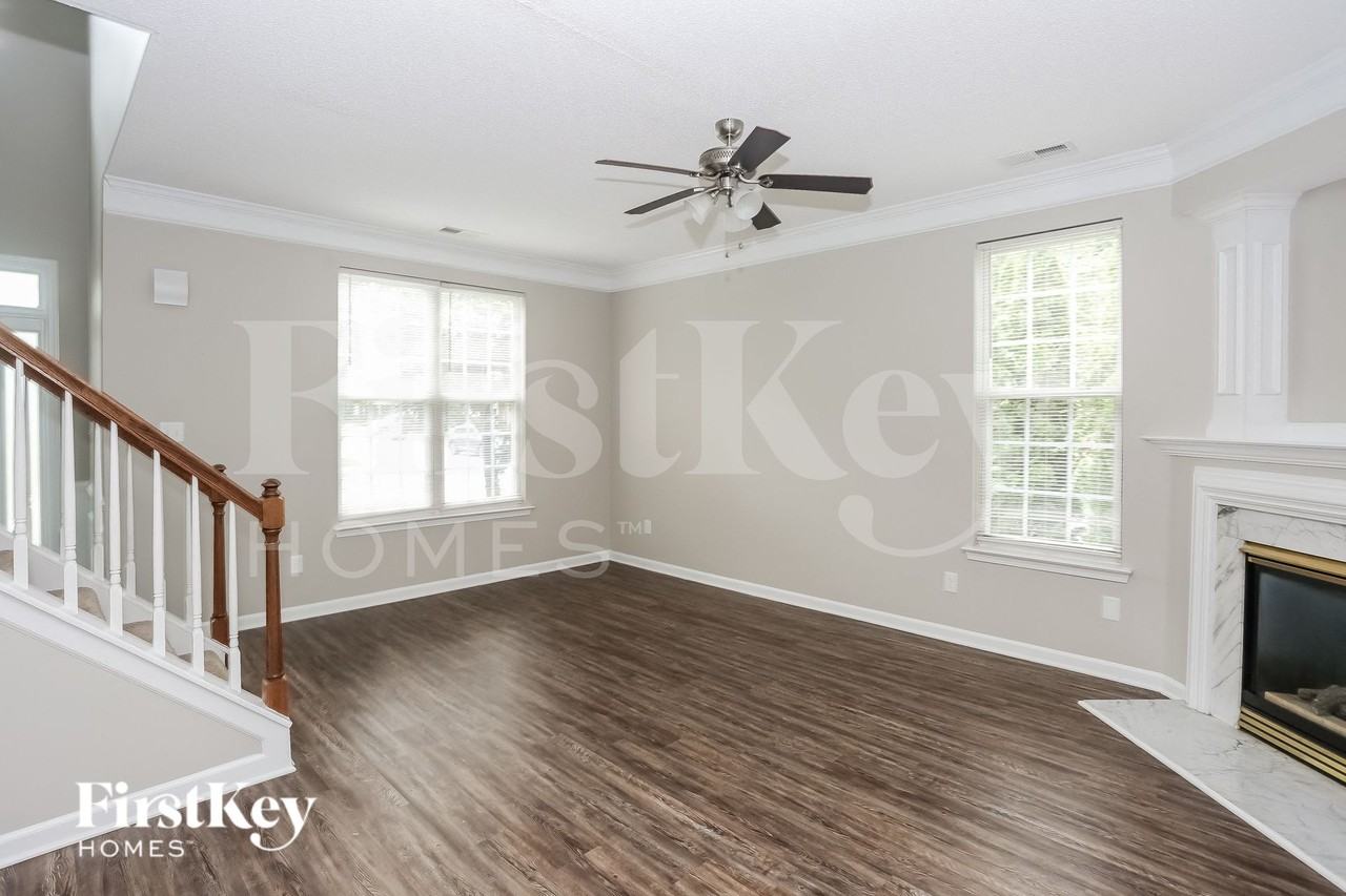 7503 Wilkins Terrace Dr - Photo 5 of 15