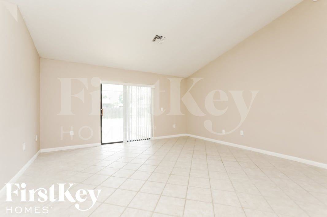 2507 Cherry Blossom Ct - Photo 3 of 16