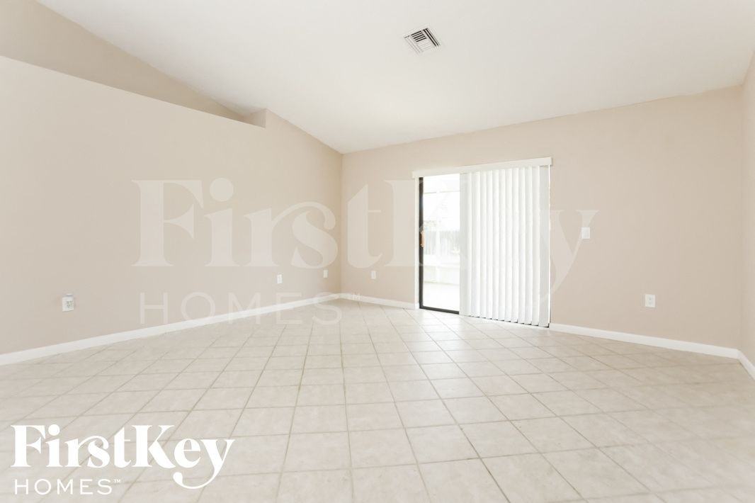 2507 Cherry Blossom Ct - Photo 4 of 16
