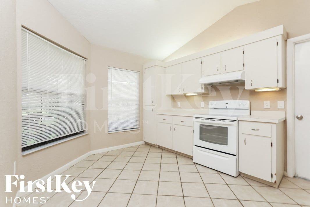 2507 Cherry Blossom Ct - Photo 6 of 16