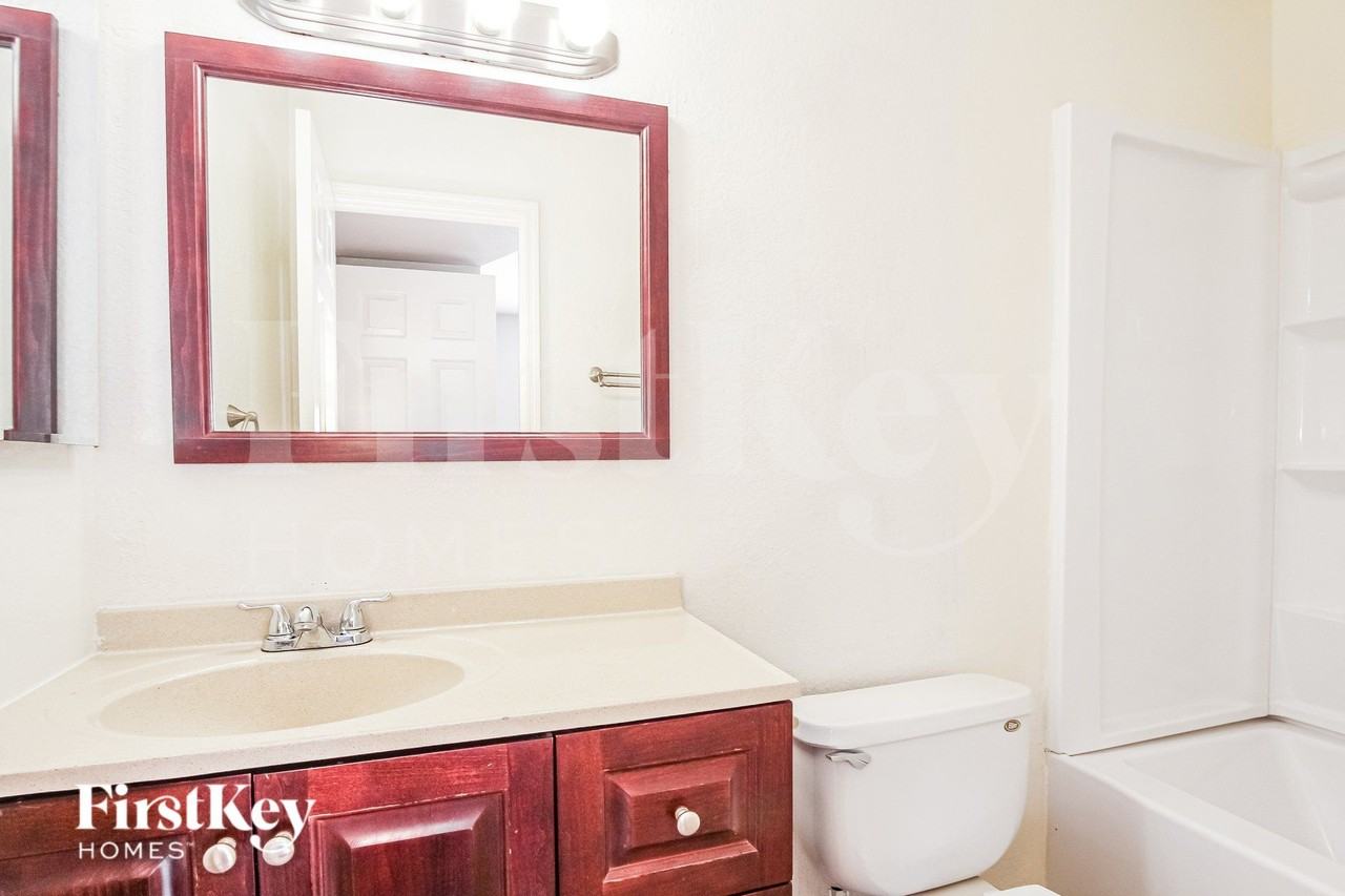 21036 N 34th Dr - Photo 7 of 16