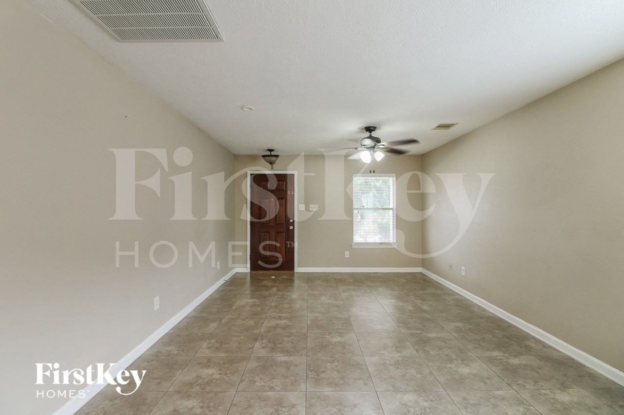 15919 Arapaho Bend Ln - Photo 6 of 16