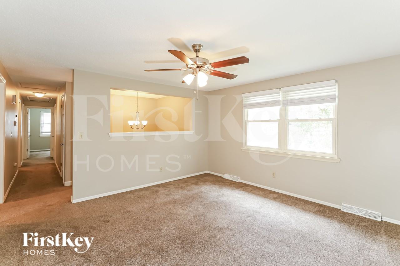 1111 Owen Dr - Photo 4 of 16