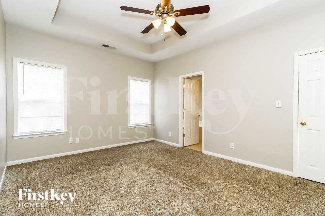 103 Tilton Dr - Photo 7 of 16