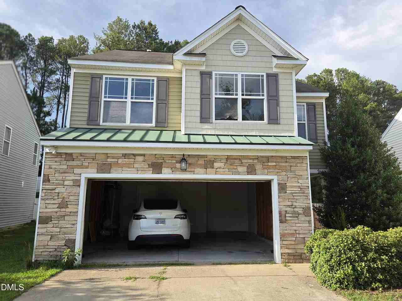 3553 Sunbright Ln - Photo 2 of 25