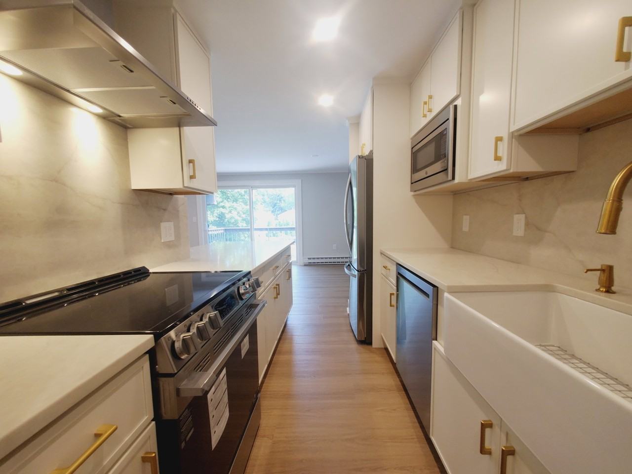 85 Riverside Ave #F7 - Photo 4 of 8