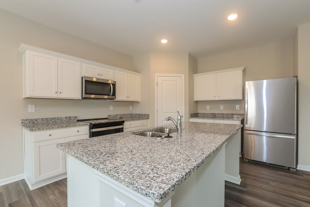 1121 Feldman Chase - Photo 6 of 17