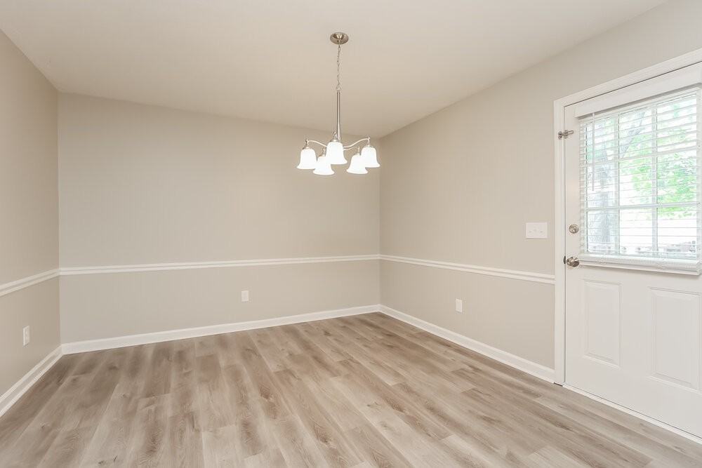 101 Cedar Bend Ct - Photo 5 of 16
