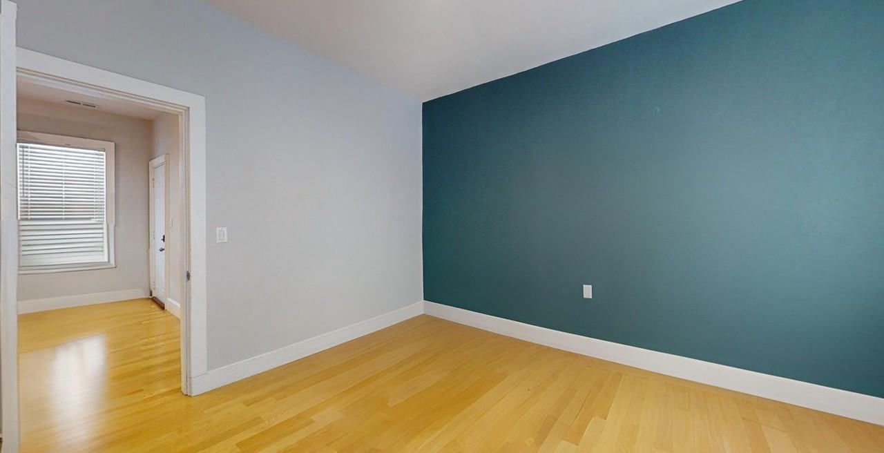 169 Boylston St #3 - Photo 6 of 10