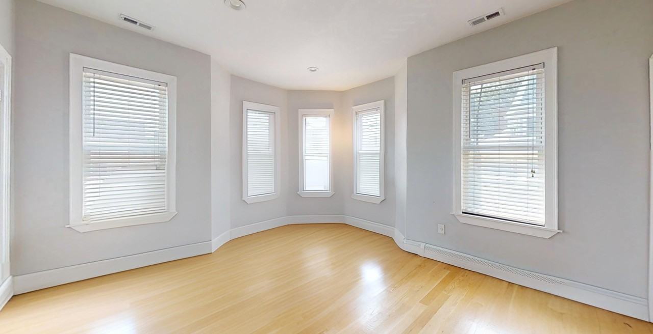 169 Boylston St #3 - Photo 7 of 10