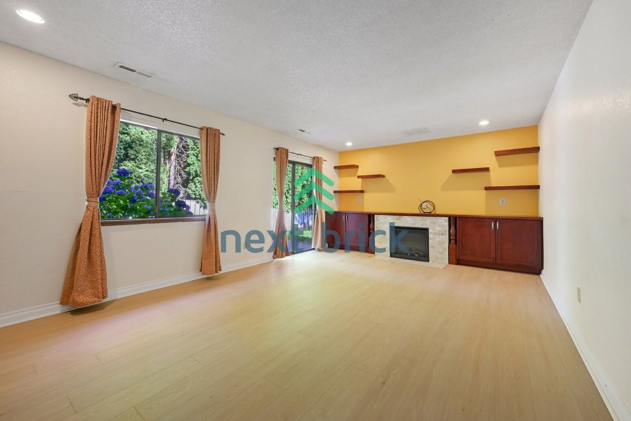 3554 173rd Ct Ne - Photo 2 of 32
