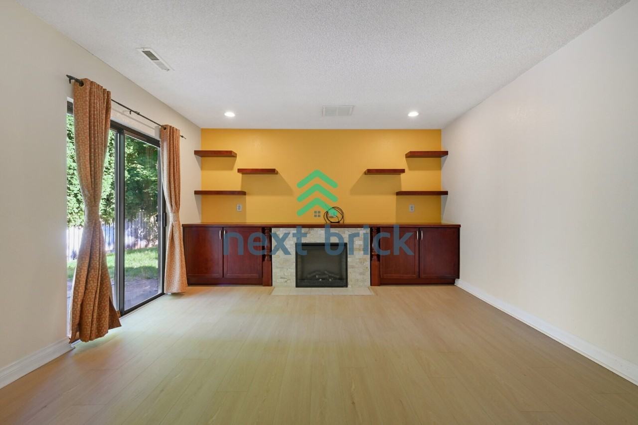 3554 173rd Ct Ne - Photo 4 of 32