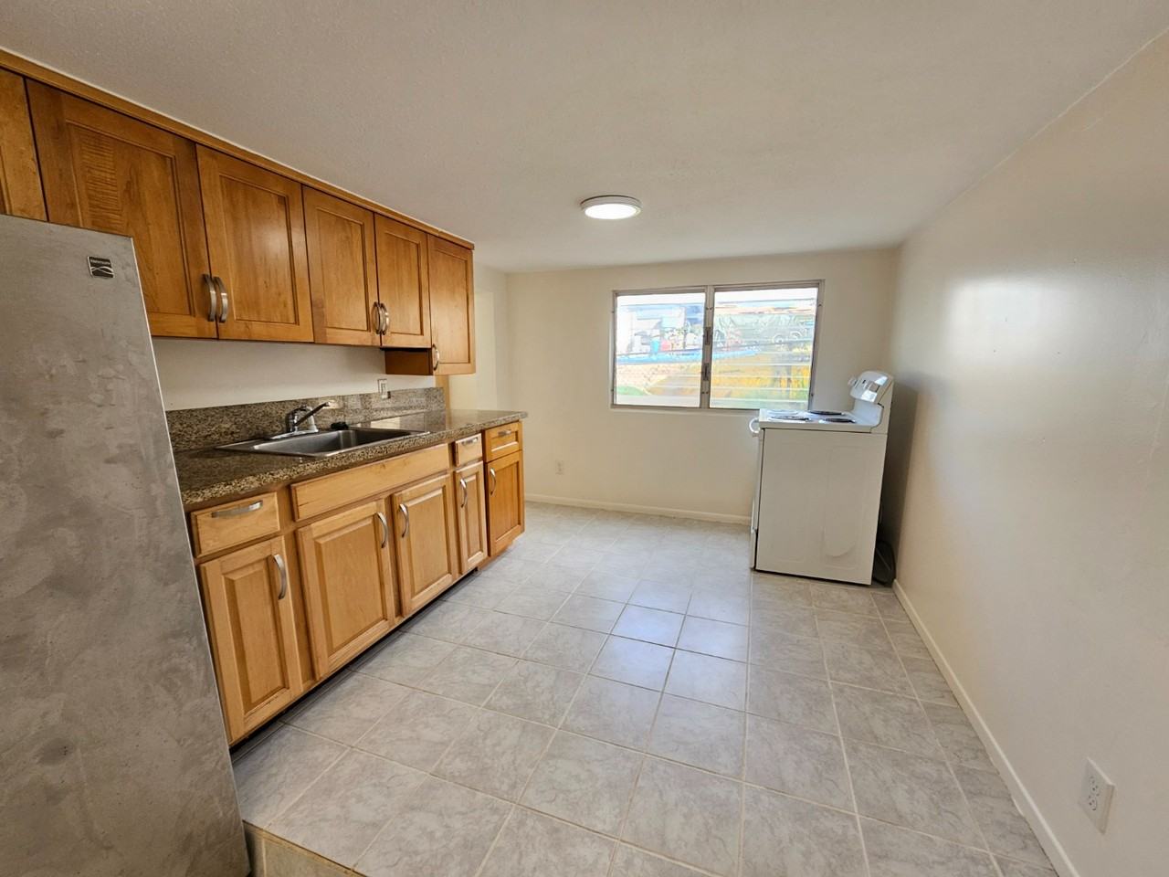 4234 Keaka Dr #4 - Photo 4 of 19
