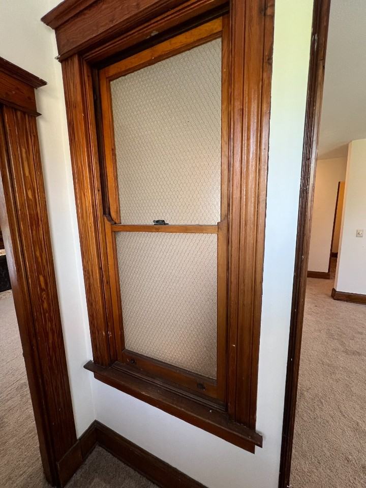 3020 Euclid Ave #3 - Photo 6 of 8