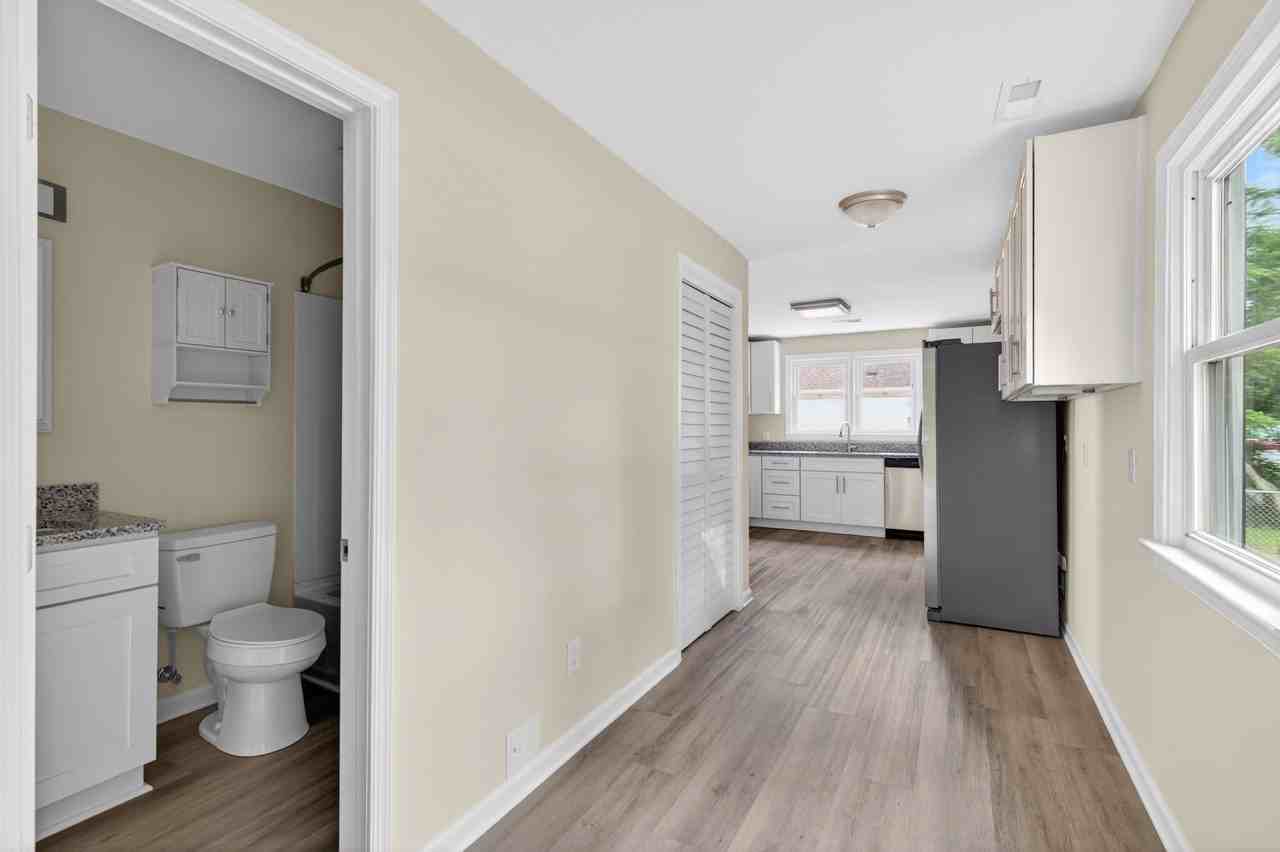 5902 Marshall Ave - Photo 6 of 10