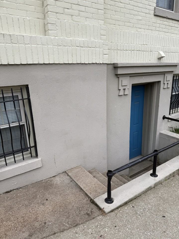 3015 West Ave #B1 - Photo 2 of 8