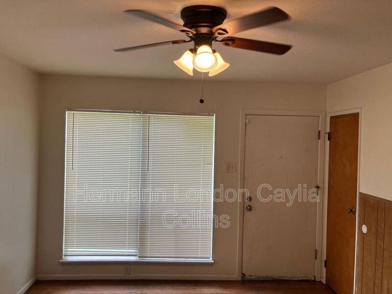 234 Connolly Dr - Photo 2 of 14
