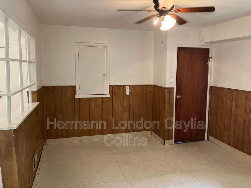 234 Connolly Dr - Photo 3 of 14