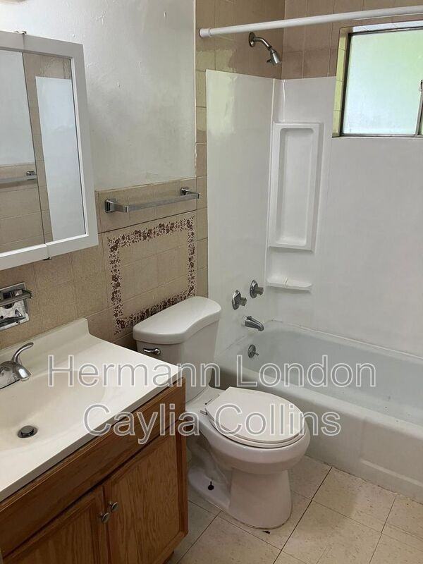 234 Connolly Dr - Photo 5 of 14