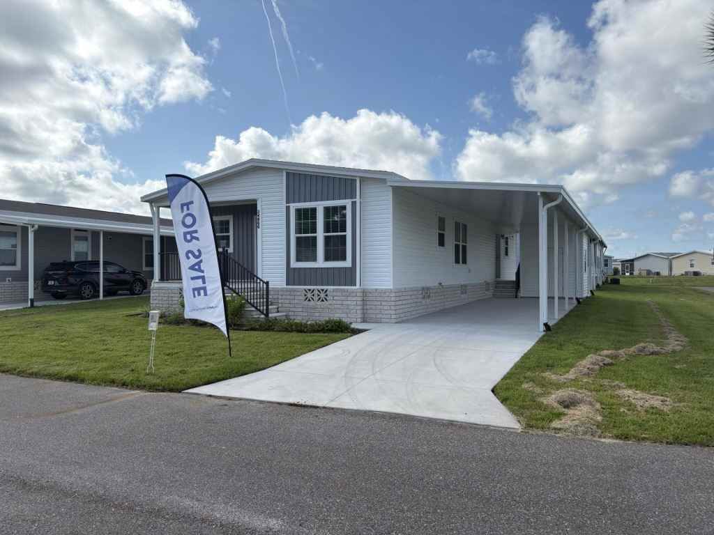 34800 Minnow Ln - Photo 3 of 36