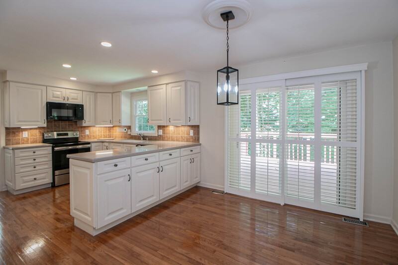 815 Shady Bluff Trl - Photo 5 of 31