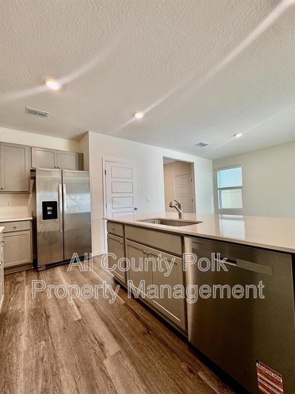 3166 Partington Blvd - Photo 4 of 37