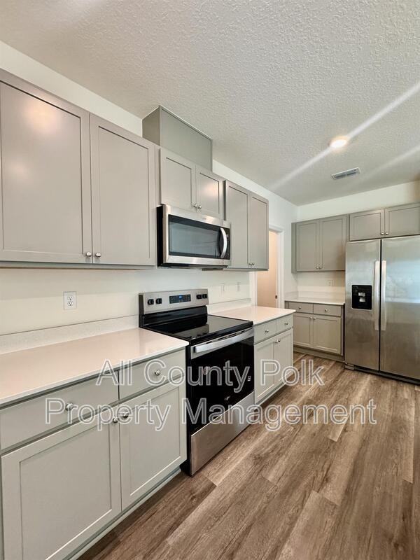 3166 Partington Blvd - Photo 6 of 37