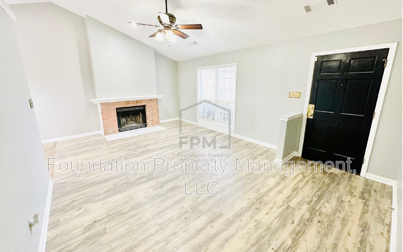2663 Bay Pointe Cir W - Photo 6 of 15