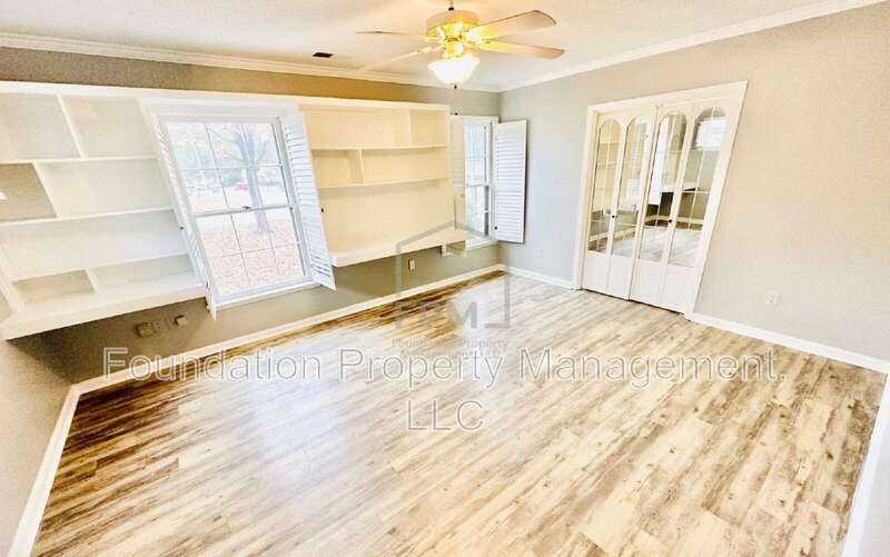 2663 Bay Pointe Cir W - Photo 7 of 15