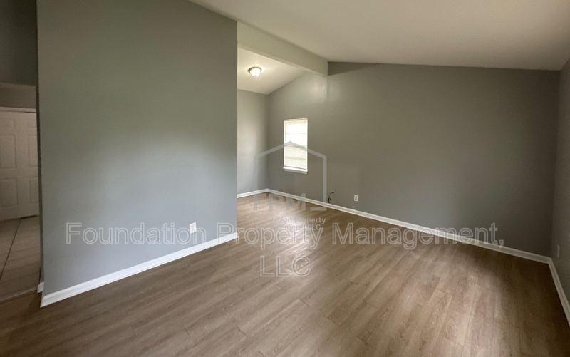707 Mohawk Ave - Photo 6 of 15
