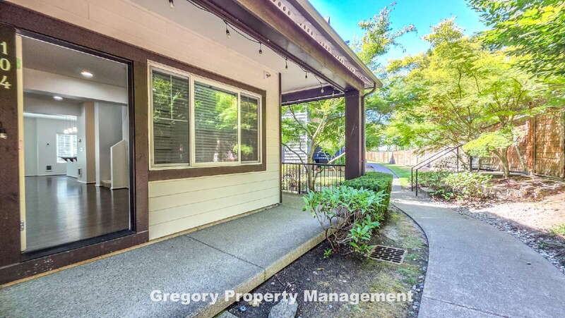 10394 157th Pl Ne #104 - Photo 6 of 36