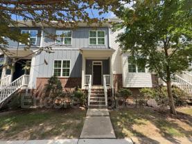 825 S Franklin St - Photo 1 of 1