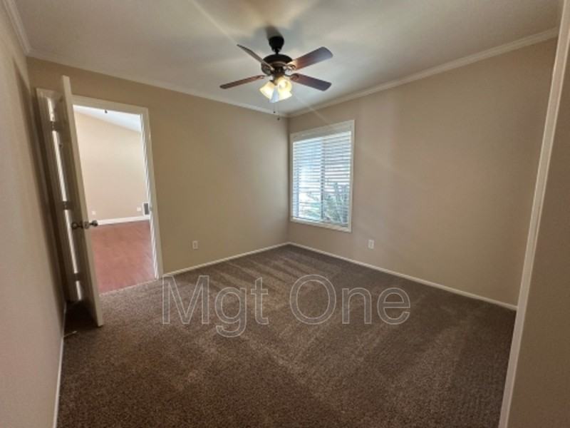 911 Big Spring Ct - Photo 6 of 23